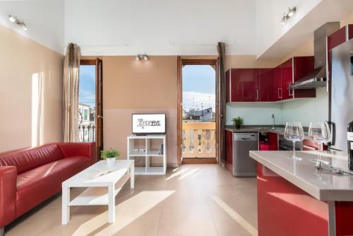Barrio del Carmen Apartamento | Adarve Flats