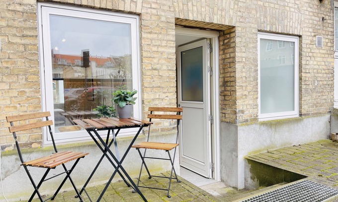 Aalborg Apartamento | aday - Charming Studio close to the Football Stadium