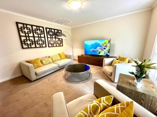 Nairne Casa | Adelaide Hills 4 bed home near Hahndorf Mt Barker