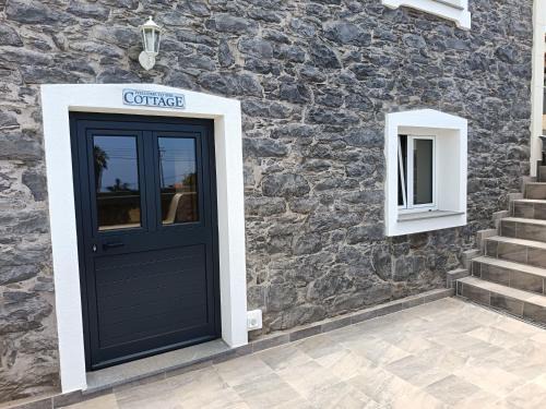 Ponta do Pargo Apartamento | Adelaide's Cottage