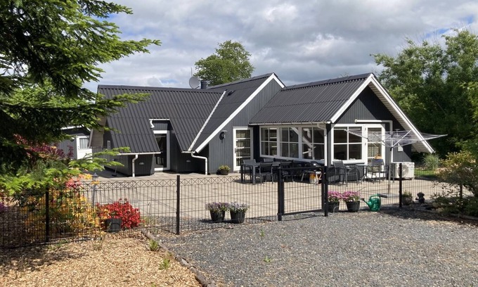 Trend Casa | "Adisl" - 600m to the fjord by Interhome
