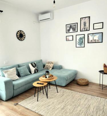 Tunari Casa | ADM Cozy Home - Entire private house&garden, close to Therme and Edenland