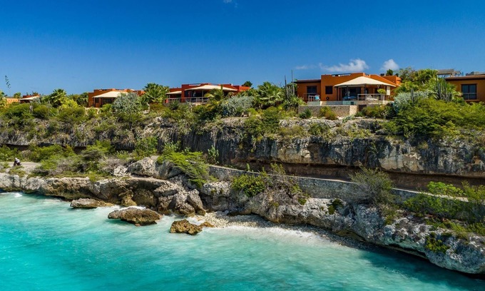 Kralendijk Villa | Adobe Style Oceanfront Villa con piscina privada
