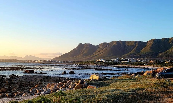 Sandbaai Casa | Adorable 2 Bedroom Cottage with spacious veranda
