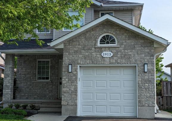 Amherstview Casa | Adorable 4 bed,3 bath house