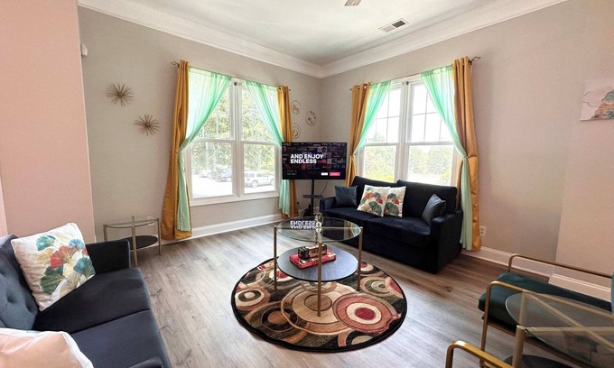 First Ward Condominio | Adorable apartment uptown