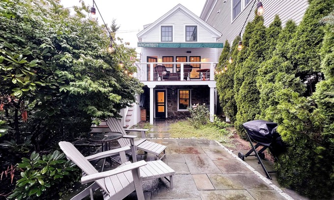 Marblehead Cabaña | Adorable Boat House with Covered Deck, Courtyard and Office. Pet-friendly