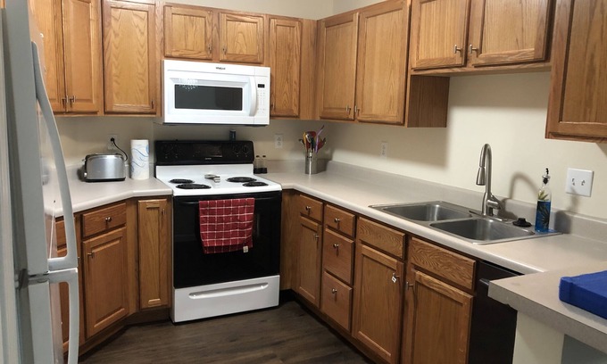Washington Apartamento | Adorable furnished apartment with ALL the amenities!
