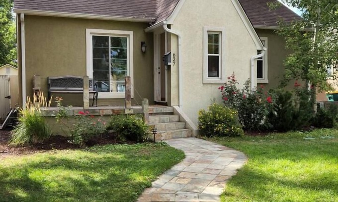 University North Casa | Adorable house next to campus