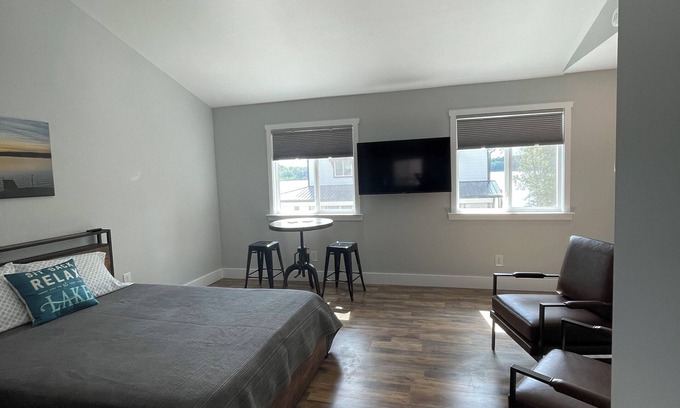 Waterloo Apartamento | Adorable Lake front studio apartment
