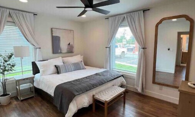 Homewood Condominio | Adorable Newly remodeled Condo in Homewood AL