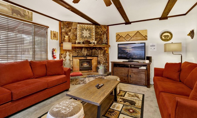Sugarloaf Cabaña | Adorable Sugarloaf Mountain Getaway in Big Bear