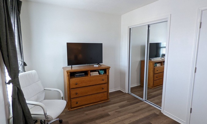 Midland Casa | Adorable Townhome