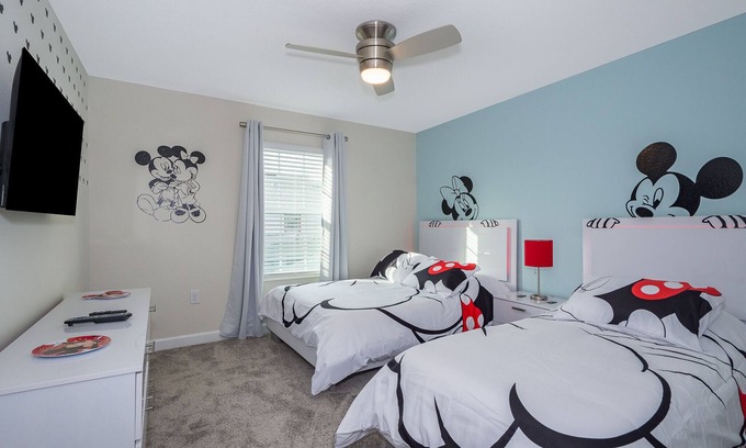 Kissimmee Chalet De Esquí | Adorable Townhouse 4Bed/3Bath/Pool/5Min Disney