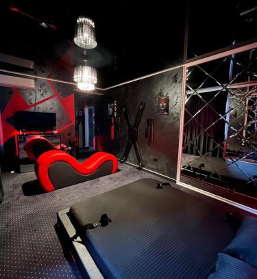Bragadiru Apartamento | Adult only fantasy room