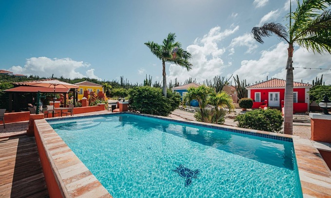 Santa Cruz Casa | Adults-Only Casita w/ King Bed, Pool, BBQ & Nature Views Near Aruba Nat’l Park!