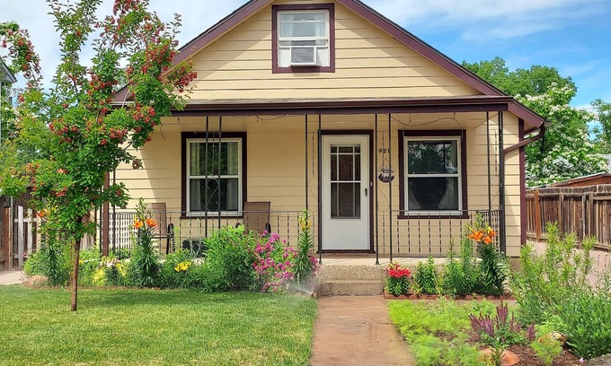 Canon City Casa | Adventure Awaits!!-5 min from downtown and parks
