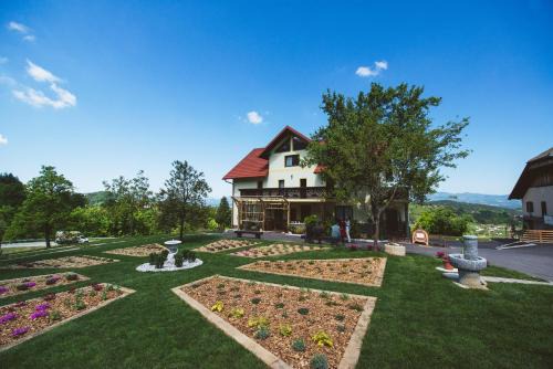 Store Cama Y Desayuno | Adventure Farm