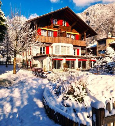 Unterseen Cama Y Desayuno | Adventure Guesthouse Interlaken