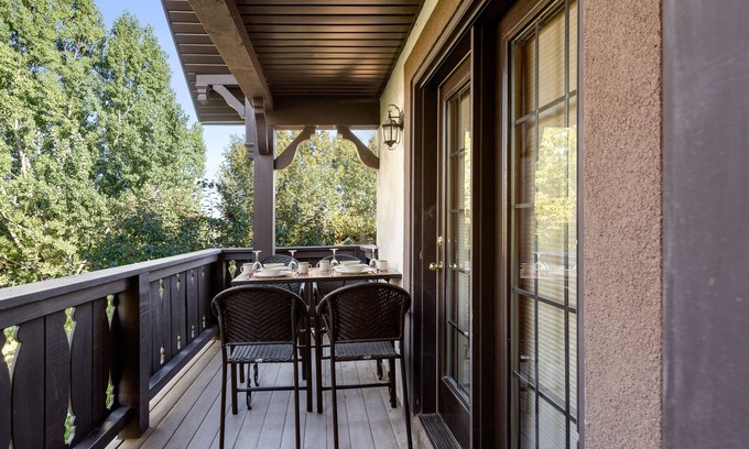 Midway Condominio | Adventure Hub~ski Resorts, Backcountry & Park City 3203 2 Bedroom Condo by RedAwning
