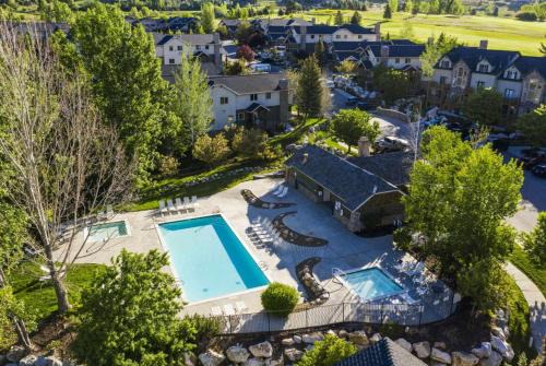 Eden Casa | Adventure & Relaxation Awaits Near Powder Mountain Eden Utah All Season Retreat Golf and Ski Resort