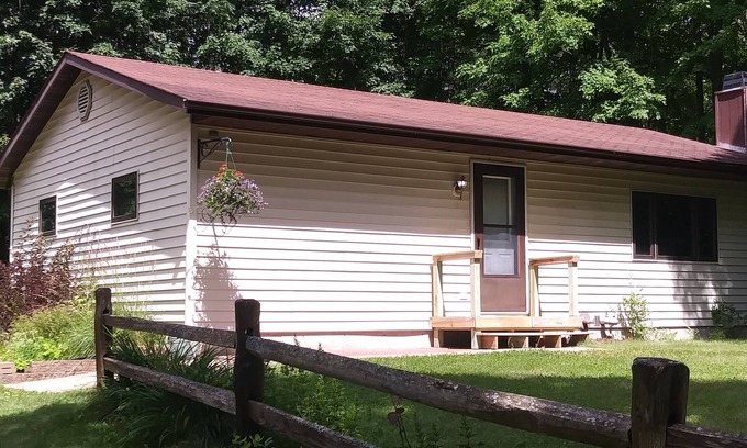 Watersmeet Cabaña | Aventura de Northwoods en los bosques y lagos de la UP