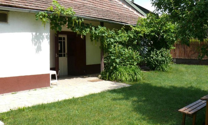 Poroszlo Apartamento | Ady vendégház