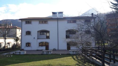Villetta Barrea Casa | Affittacamere L'Airone