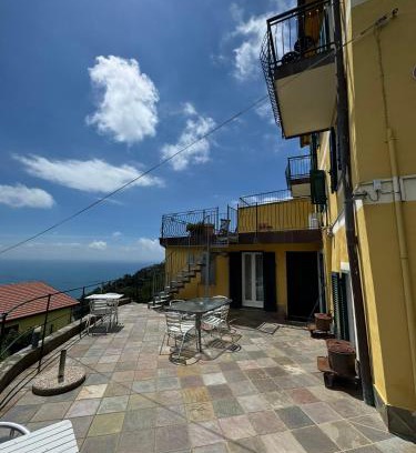 Vernazza Casa | Affittacamere PZ