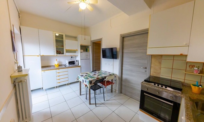 Bareggio Apartamento | Affittibreviferrera Two-room apartment Ilenia 12 km from Rho Fiera 8 km from San Siro