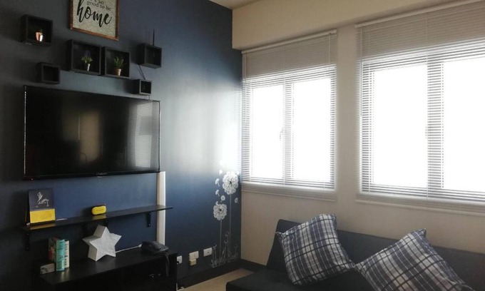 Salcedo Village Apartamento | Affordable Cozy Pad in Salcedo Village Makati