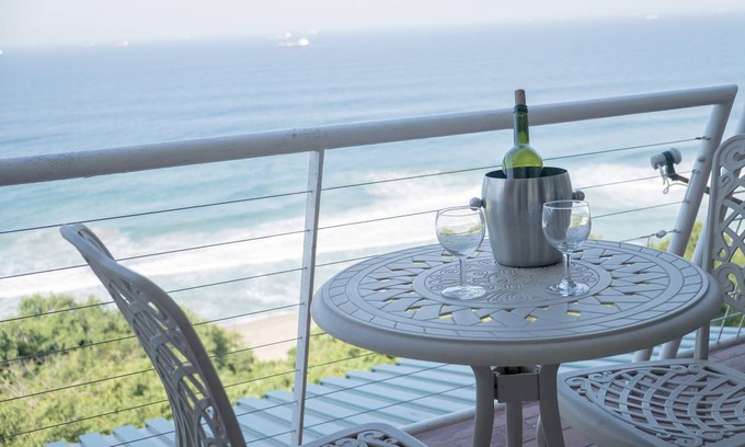 Umdloti Apartamento | Affordable, magnificent Sea View Apartment