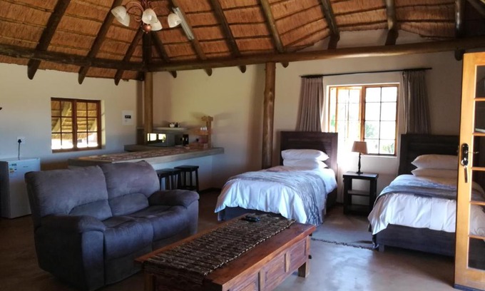 Mkhondo Cama Y Desayuno | African Flair Country Lodge