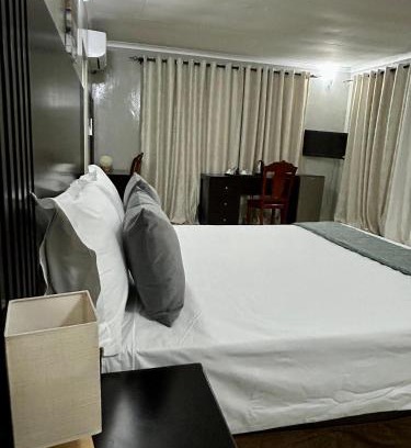 Serowe Cama Y Desayuno | Agago Boon Guest house