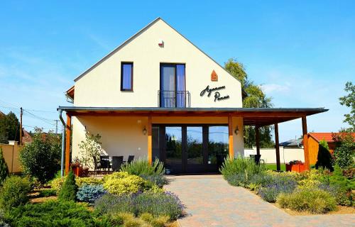 Villany Cama Y Desayuno | Agancsos Panzió Villány