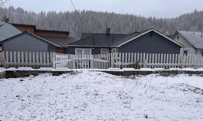 Kellogg Casa | Aged like fine wine - charming home close to Silver - your home away from home