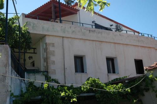 Tsourouniana Casa | AGGELIKI'S traditional country cottage