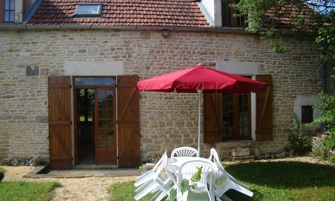 Jully Casa | La casa de Agnes en la Alta Borgoña