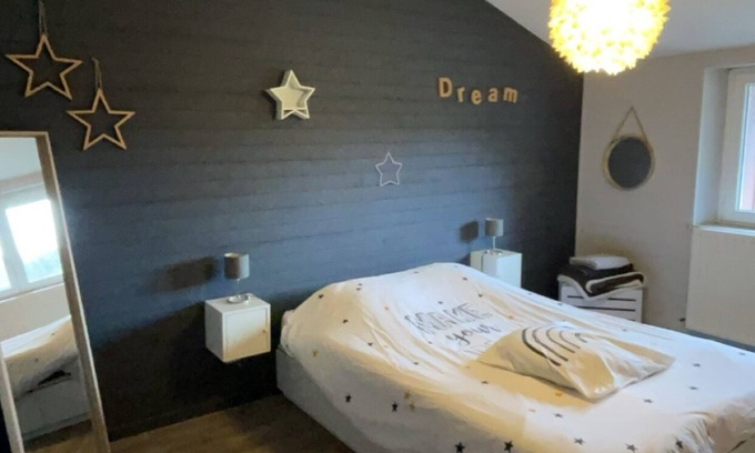 Dieue-sur-Meuse Cama Y Desayuno | Agréable Chambre - 2 Couchages - Dieue