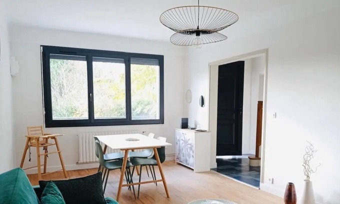 Condom Casa | Agréable Maison de Ville Avec Terrasse au Calme