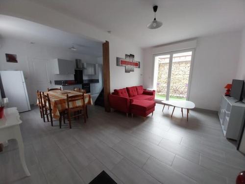 Prunay-le-Gillon Apartamento | Agréable maison 5 couchages