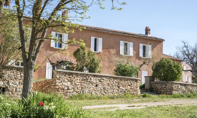 La Verdiere Casa | AGRICULTURAL FIELD OF ORGANIC CULTURE - Comfort and absolute calm