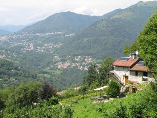 Schignano Casa | Agriturismo Al Marnich