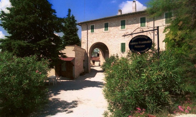 Foligno Casa | Agriturismo "Antico Frantoio"