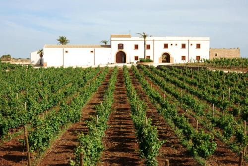 Parrinello Complejo | Agriturismo Baglio Donnafranca Wine Resort