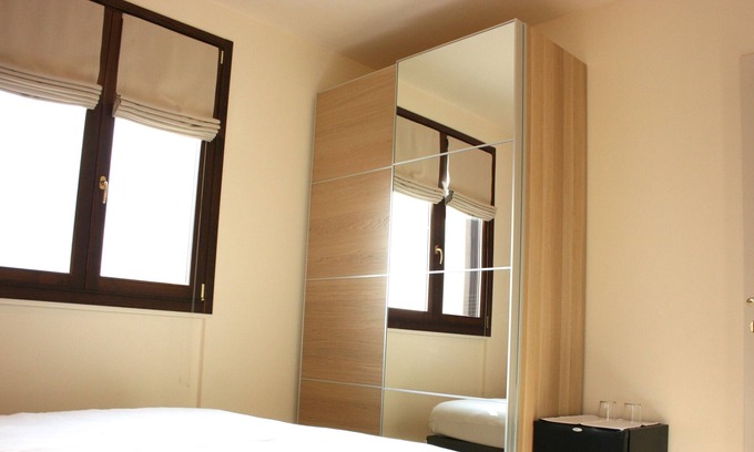 Lecco Cama Y Desayuno | Agriturismo Deviscio, un oasis de tranquilidad y serenidad. HABITACIÓN MAGNODENO