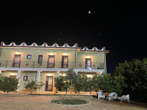 Corigliano Calabro Casa | Agriturismo DONNA ROSA
