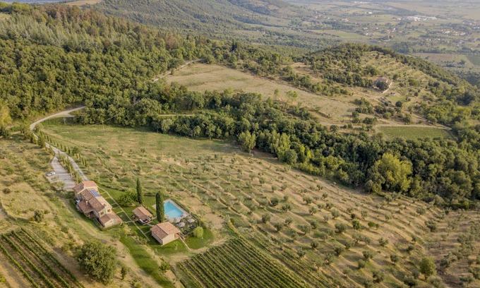 Cortona Otro | Agriturismo Henni Cortona con sauna y jacuzzi, vista panorámica
