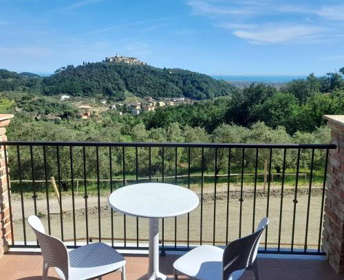 Luni Casa | Agriturismo La Sarticola