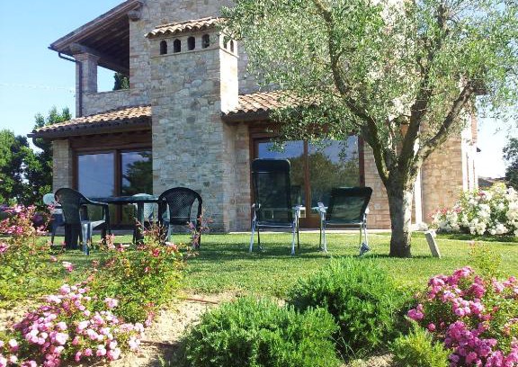 Loreto Casa | Agriturismo La Torraccia